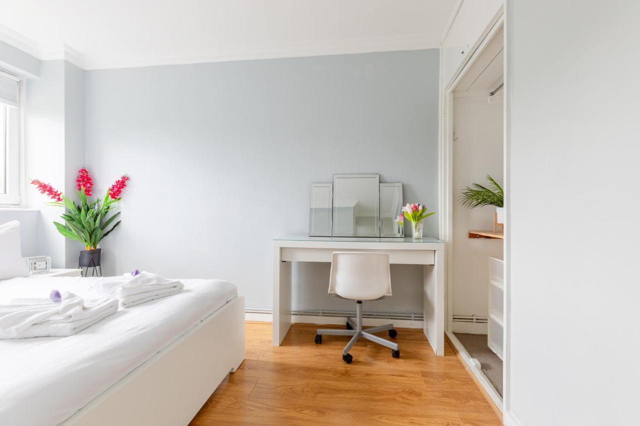 Cosy 3 Bed Flat Ideal For Trips To London Londres Exterior foto