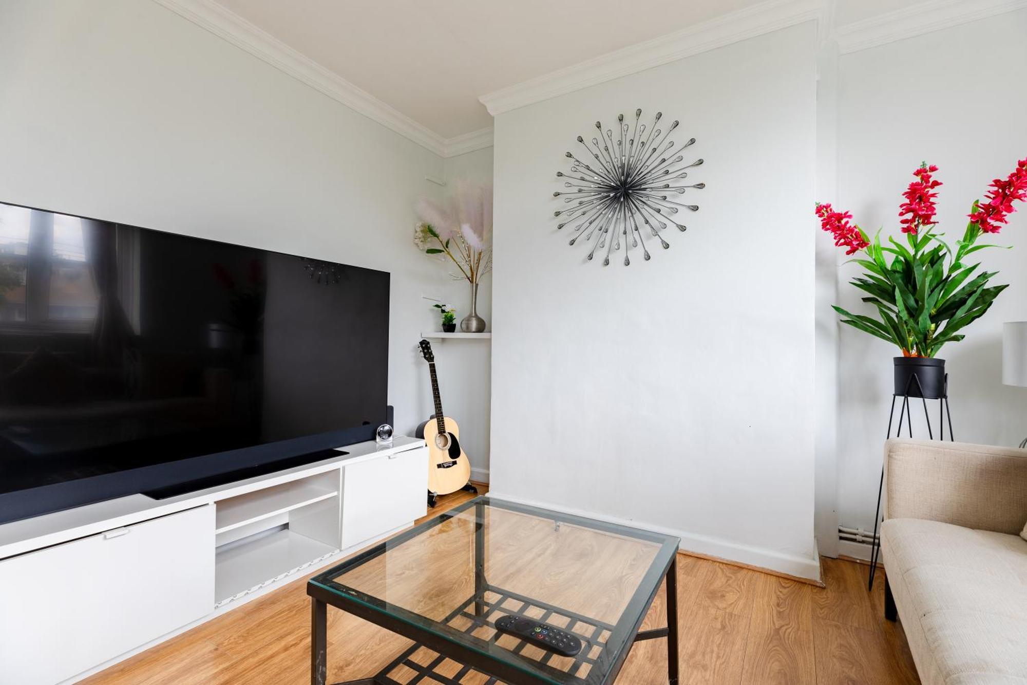 Cosy 3 Bed Flat Ideal For Trips To London Londres Exterior foto