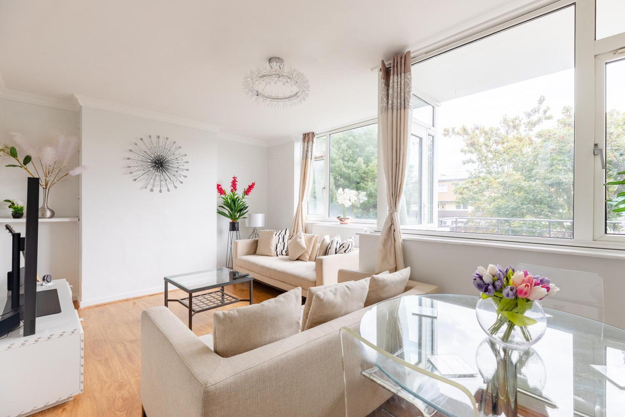 Cosy 3 Bed Flat Ideal For Trips To London Londres Exterior foto