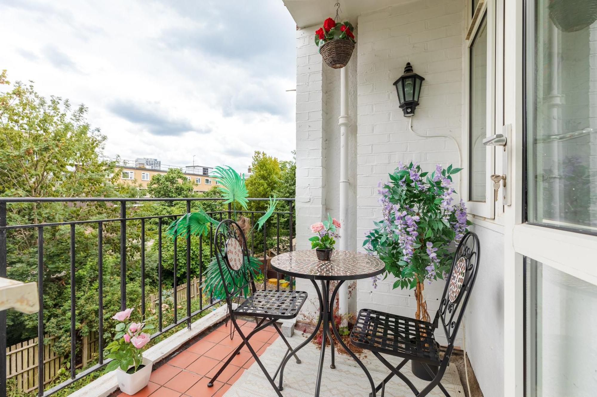 Cosy 3 Bed Flat Ideal For Trips To London Londres Exterior foto