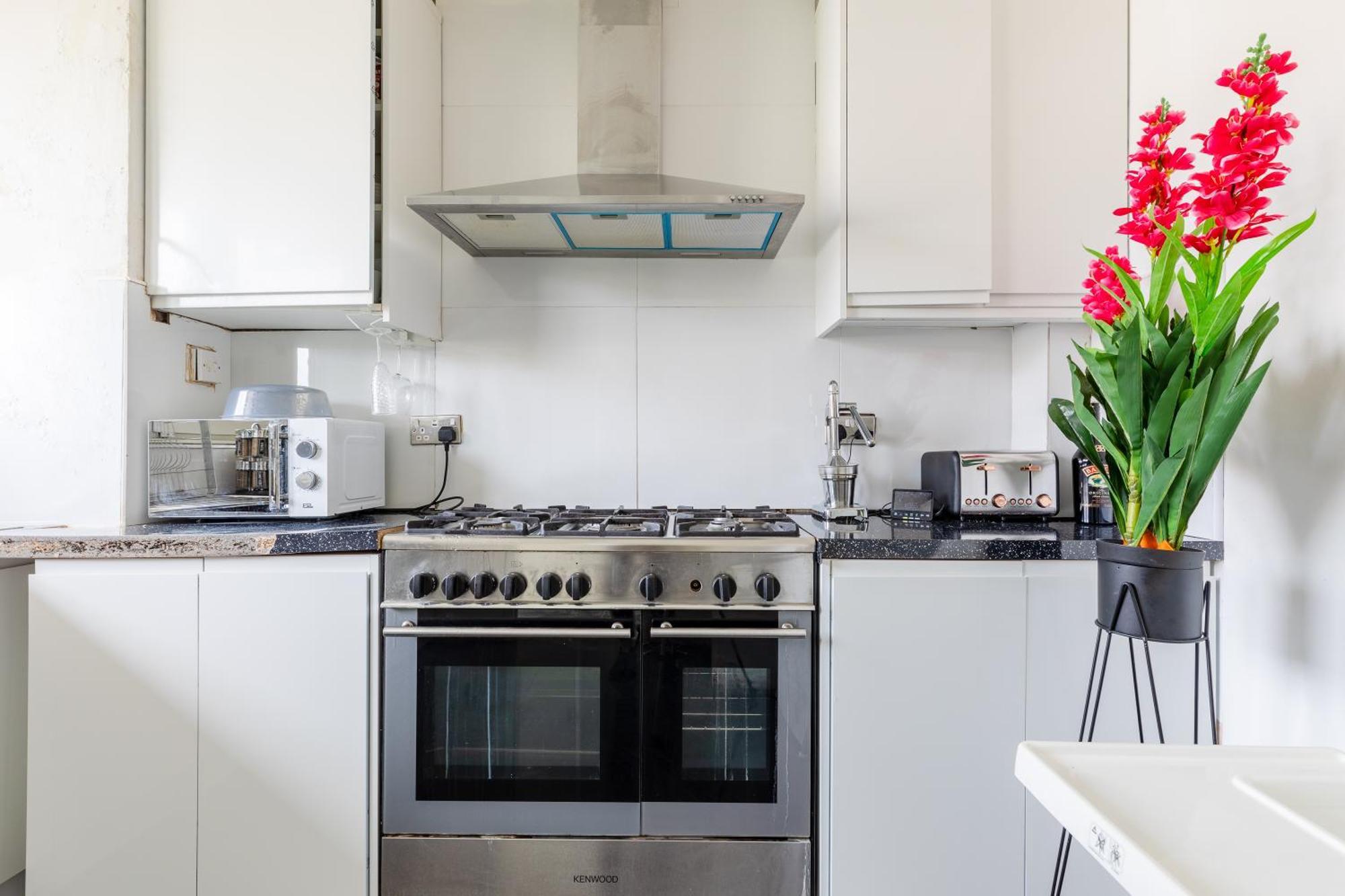 Cosy 3 Bed Flat Ideal For Trips To London Londres Exterior foto